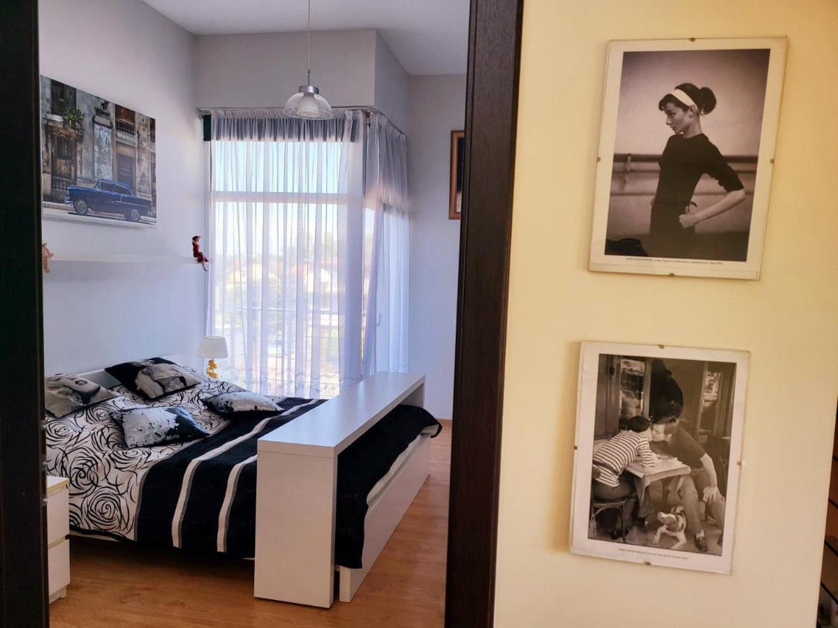 Apartament Nina Skoczów Exteriör bild