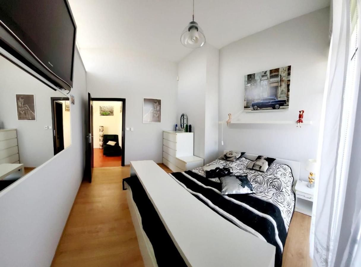 Apartament Nina Skoczów Exteriör bild